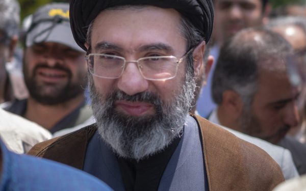 Răni grave, inclusiv la față, pentru pacient. Este conștient