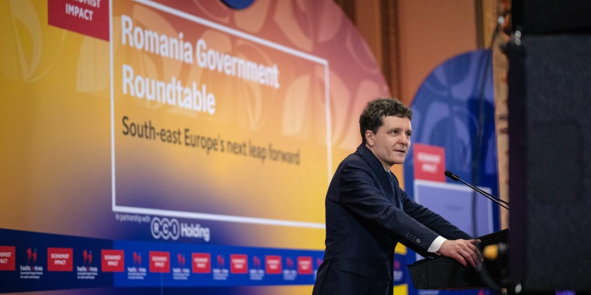 Economiști și lideri, la masa rotundă. Ce aduce 2026 pentru România și Europa