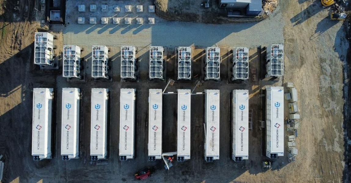 Hidroelectrica investește masiv: Baterii de stocare de 2.000 MWh, prima gata curând
