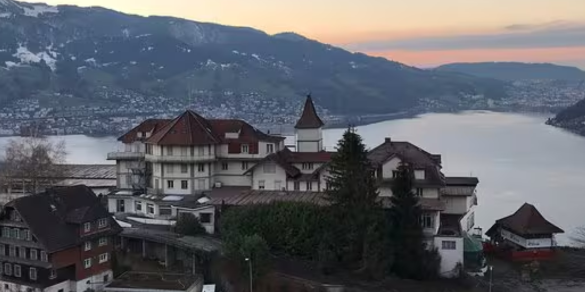 Hotel abandonat de 16 ani în Elveția, transformat în complex rezidențial