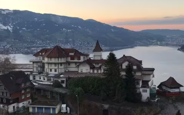 Hotel abandonat de 16 ani în Elveția, transformat în complex rezidențial