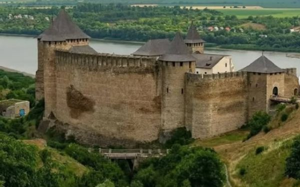 ZID din Cetatea lui Ștefan cel Mare, PRĂBUȘIT. Ce s-a întâmplat?