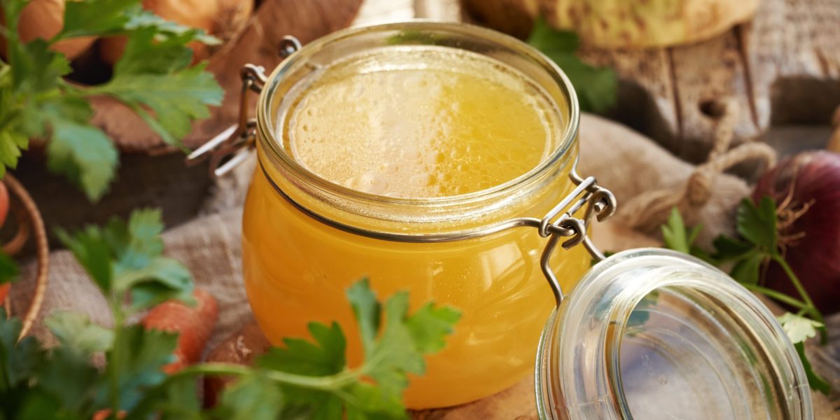 Supe și ciorbe din toată lumea: de ce zeama caldă e un ritual culinar global?