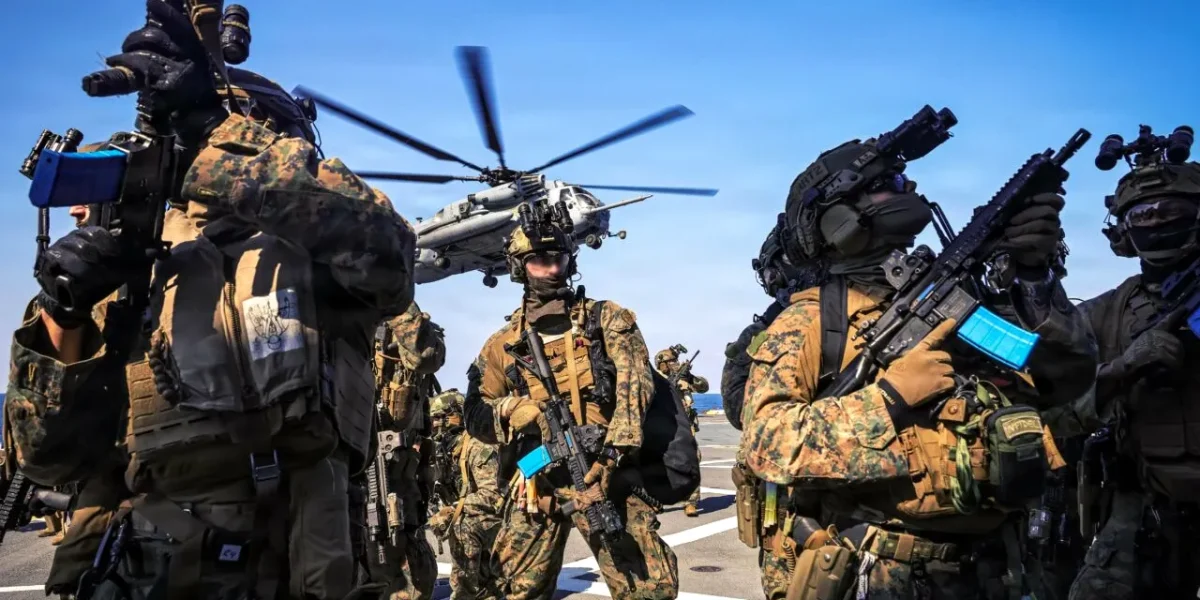 SUA trimit portavion în Orientul Mijlociu și măresc trupele. Trump presează Iranul