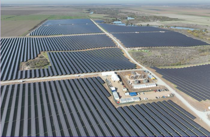 Comitetul de reglementare al ANRE urmează să aprobe, în ședința din 7 aprilie, proiectul de decizie și raport privind acordarea autorizației pentru Centrala Electrică Fotovoltaică Iepurești, un proiect de amploare controlat de compania israeliană Nofar Energy, prin subsidiara sa din România, RTG Solar Energy S.R.L