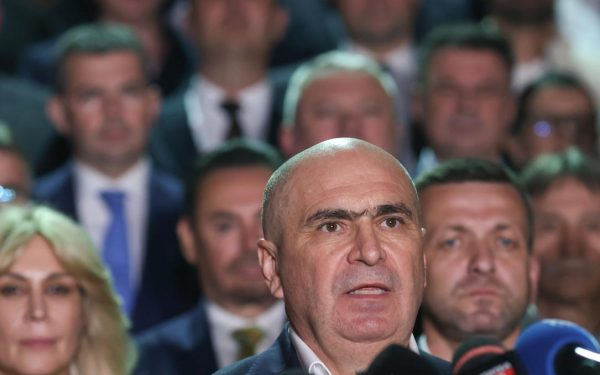 Bolojan sfidează PSD: Rămâne premier, în ciuda retragerii sprijinului