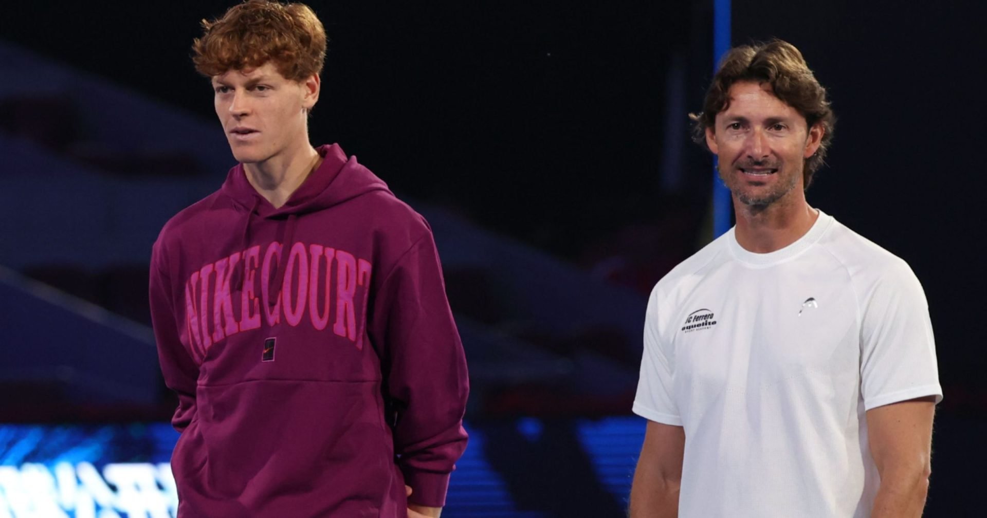 Novak Djokovic a reușit să își adjudece a 11-a finală la Australian Open după o victorie dramatică în fața lui Jannik Sinner, scor 3-6, 6-3, 4-6, 6-4, 6-4