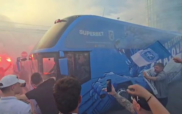 Craiova, zbor spectaculos după „cadoul” de la Dinamo: Oltenii au electrizat stadionul
