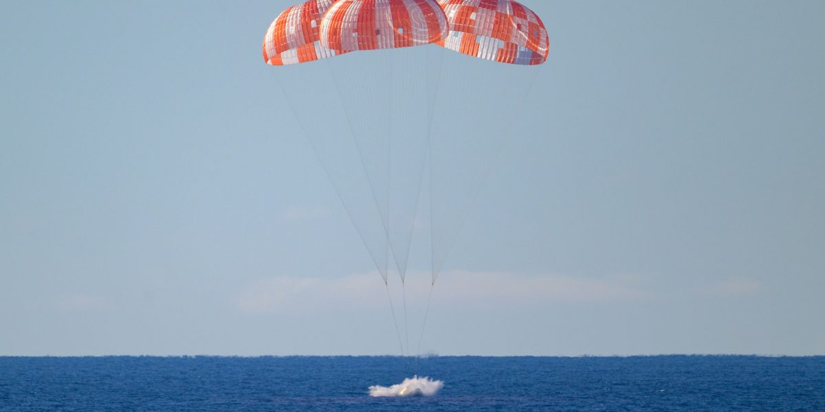 Integrity, succes în Pacific: NASA confirmă „amerizare direct la țintă”