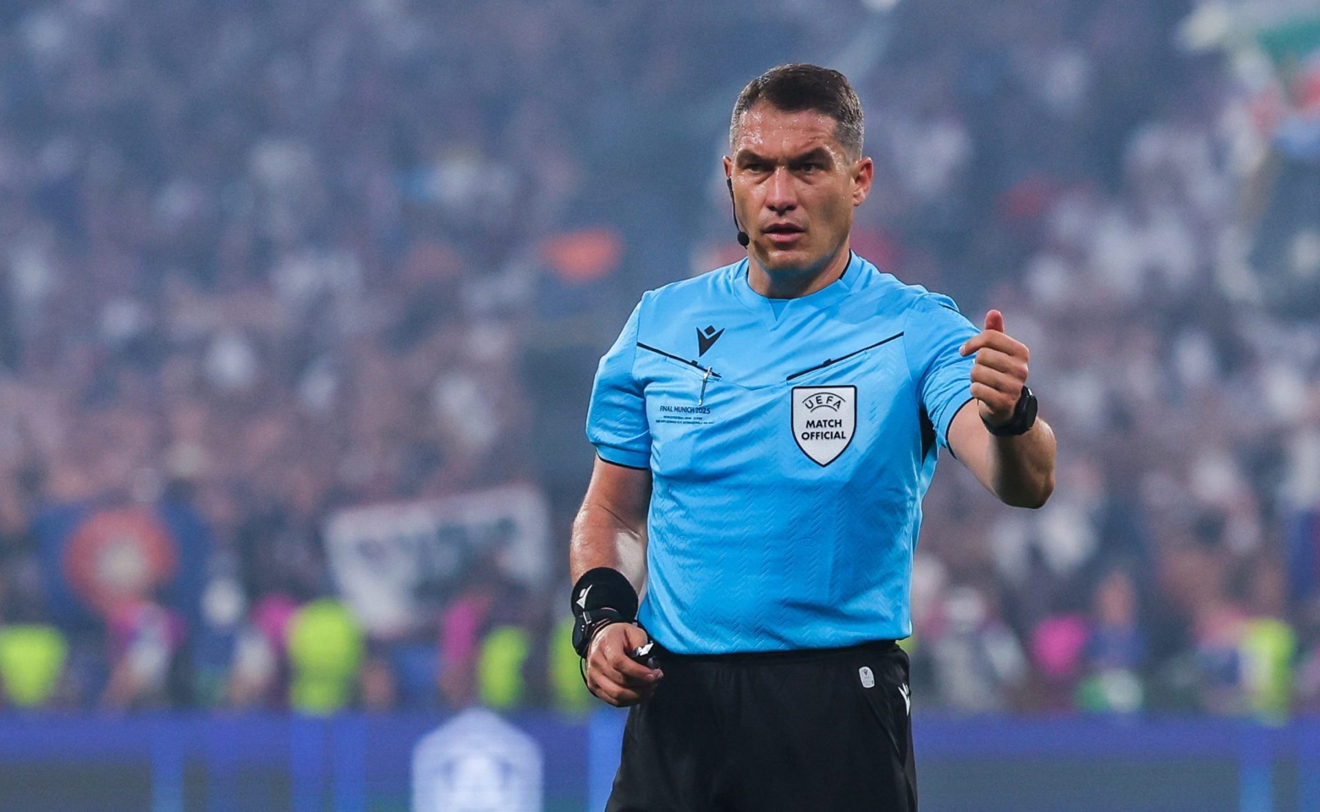 Atletico Madrid a învins Barcelona pe Camp Nou, Istvan Kovacs, arbitrul român, în centrul unor controverse Atletico Madrid a produs surpriza în UEFA Champions League, impunându-se cu 2-0 în fața Barcelonei pe Camp Nou, în prima manșă a sferturilor de finală