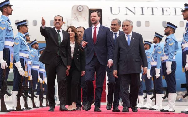 Război în Iran, ziua 44: Ce vor SUA și Iran la Strâmtoarea Ormuz?