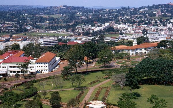 Lider african, pretenții incredibile: 1 miliard și o femeie, pentru ambasadă