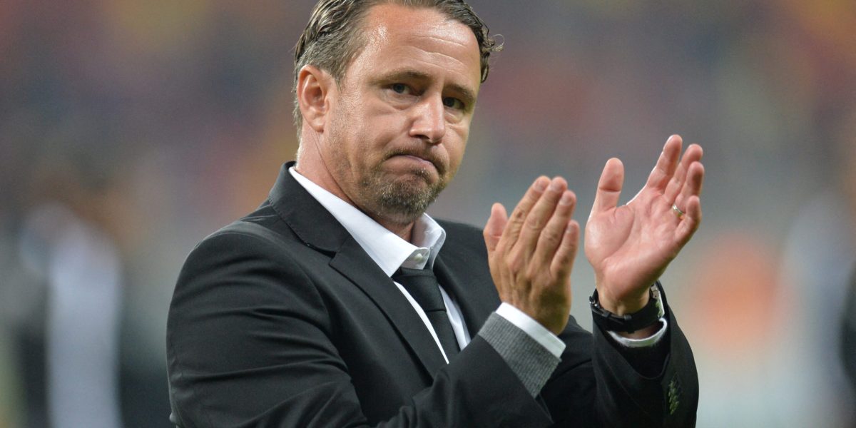 Algerienii îl îmbogățesc pe Reghecampf: Ce salariu COLOSAL i-au oferit!