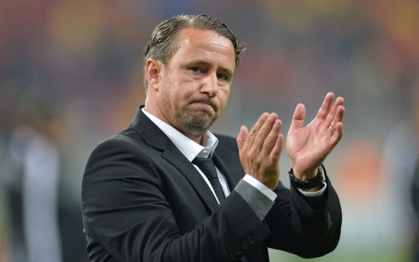 Algerienii îl îmbogățesc pe Reghecampf: Ce salariu COLOSAL i-au oferit!