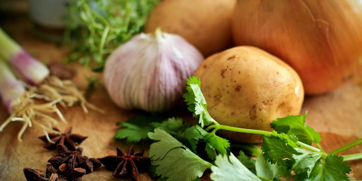 Deficitul la fructe și legume, minim din ultimii 10 ani: 513 mil. euro în 2025