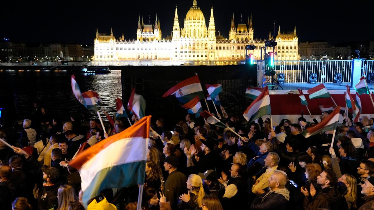 Europa respiră ușurată: Reacția liderilor după înfrângerea lui Viktor Orban