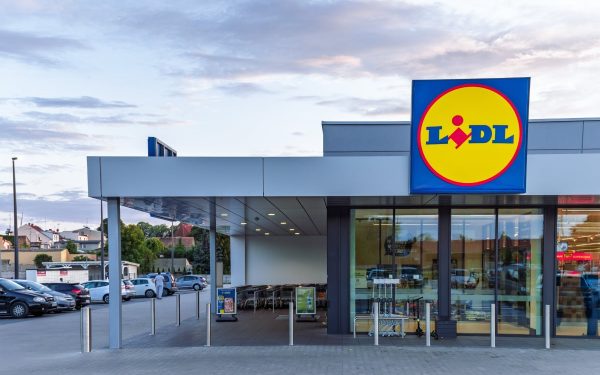 Lidl atacă piața telecom: Servicii mobile „low-cost” în 30 de țări