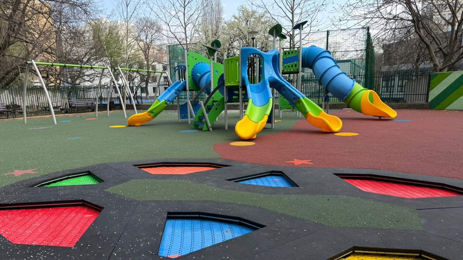 Un nou loc de joacă situat în Sector 6 al Capitalei, pe strada Cetatea Histria nr