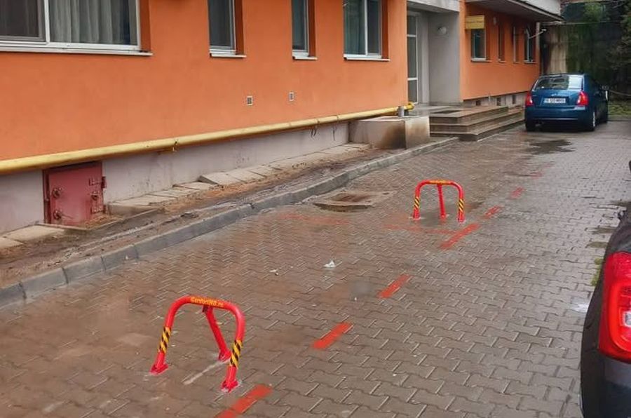 Loc de parcare în Cluj-Napoca, vândut ca o garsonieră: Are și baie, bucătărie? Cât costă