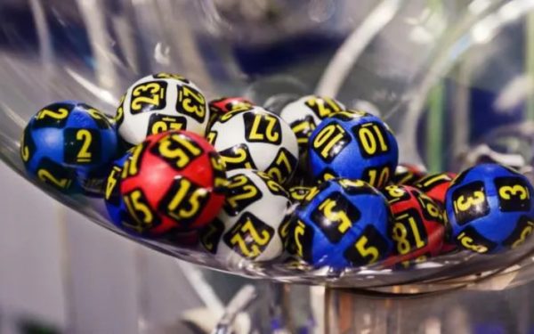 LOTO: Report de 13 milioane de lei la Loto 6/49 la Tragerile Speciale de Paște