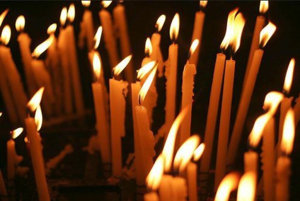 În Joia Mare, credincioșii din întreaga țară își îndreaptă pașii către biserici, marcând astfel una dintre cele mai importante zile din Săptămâna Patimilor