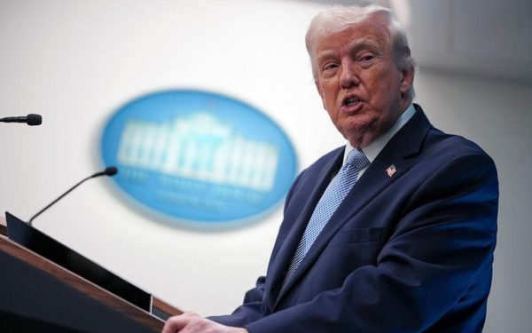 Misterul savanților dispăruți: Donald Trump cere FBI-ului un răspuns urgent