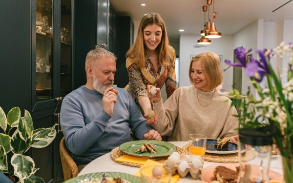 Deși S-a Terminăt Postul, Românii Sunt Avertizați Să Se Limiteze