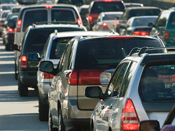 Accident pe DN1, spre Otopeni: Mașină răsturnată, trafic blocat