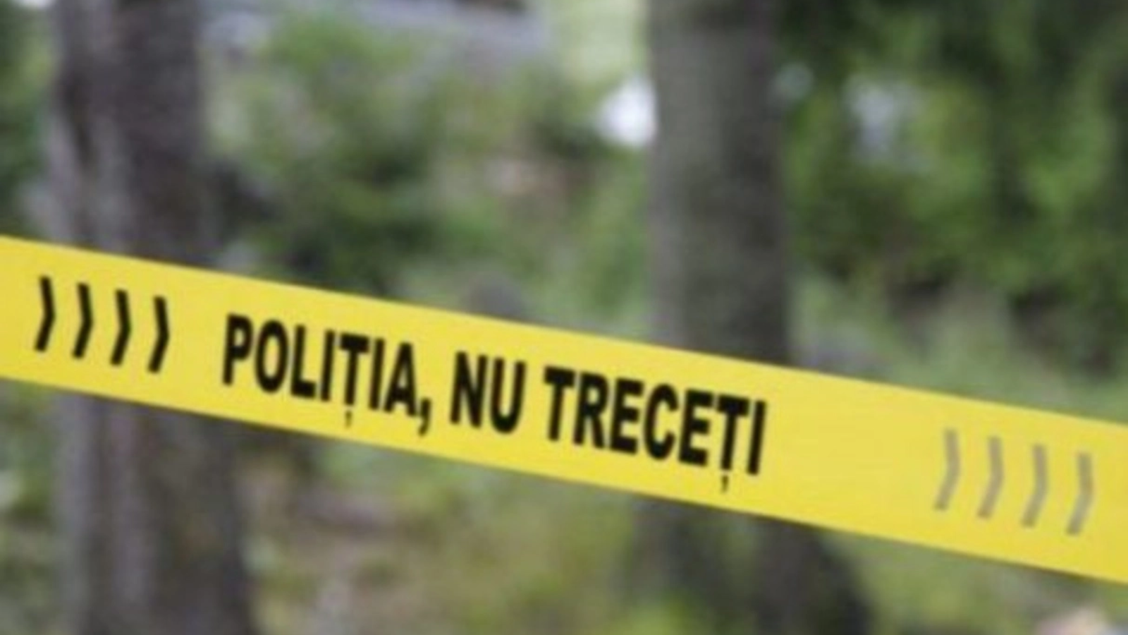 Paaște însângerat: Femeie strivită de tren
