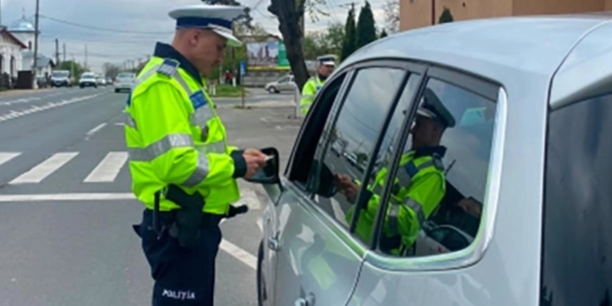Aproape 750 de permise reținute de poliție în weekend, în România