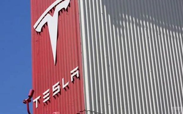 Tesla, pas uriaș: Fabrica-cheie pentru roboți umanoizi, pregătită!
