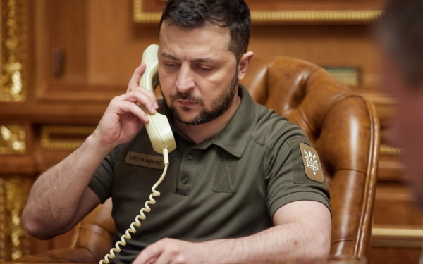 Zelenski îl felicită pe Peter Magyar după victoria din Ungaria