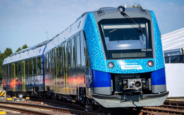România intră în era hidrogenului: Primele trenuri ”verzi” pe șine