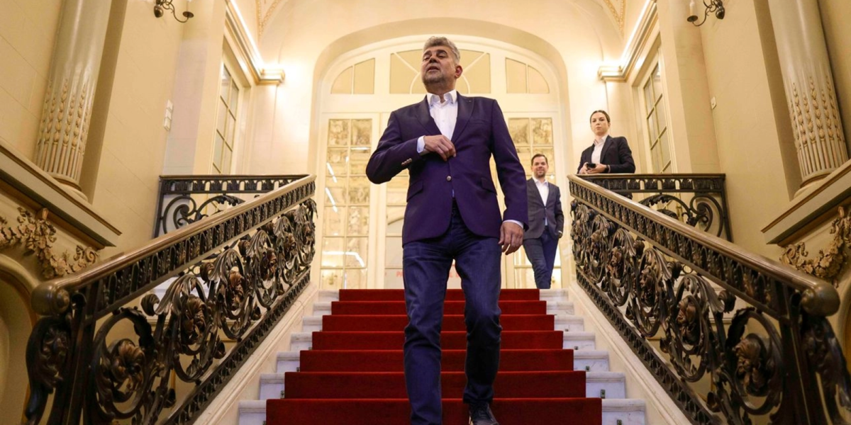 Ciolacu, „microbistul”, VREA demisia lui Bolojan! Gestul INCENDIAR, inspirat din fotbal