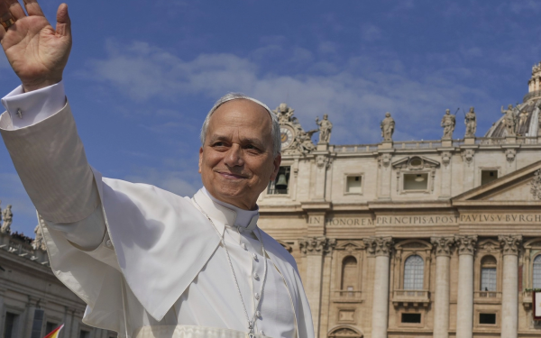 Trump, atac furibund la Papa Leon: „Nu vreau un papă critic!”