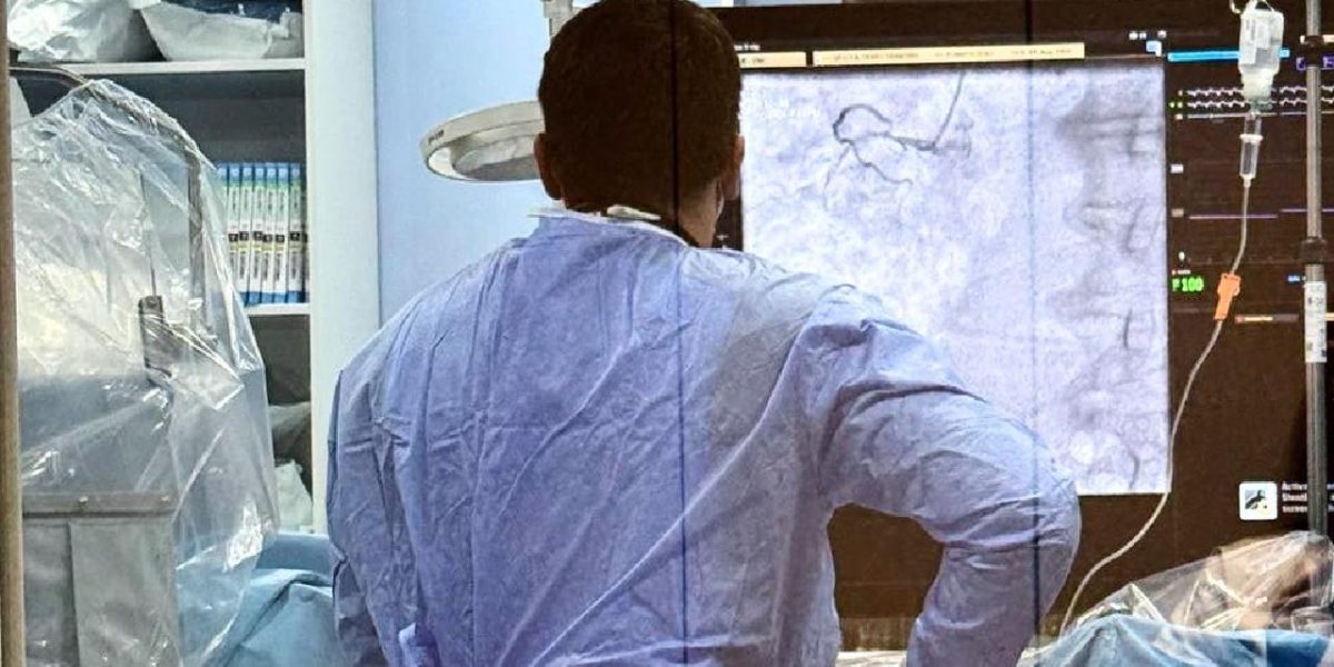 Medic din Constanța salvează o inimă obosită de 93 de ani, chiar de Paște