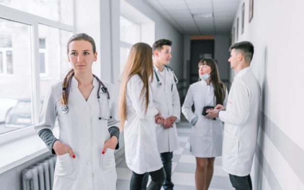 Schimbare majoră pentru rezidenți: Anunțul crucial al ministrului Sănătății