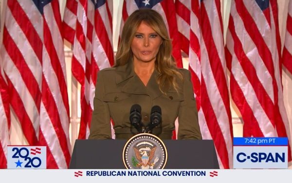 Melania Trump: Imagine INCENDIARĂ cu Epstein, după negațiile Primei Doamne