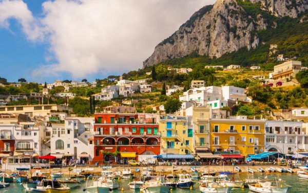 Capri, asaltată de turiști: Noile reguli care îți schimbă vacanța
