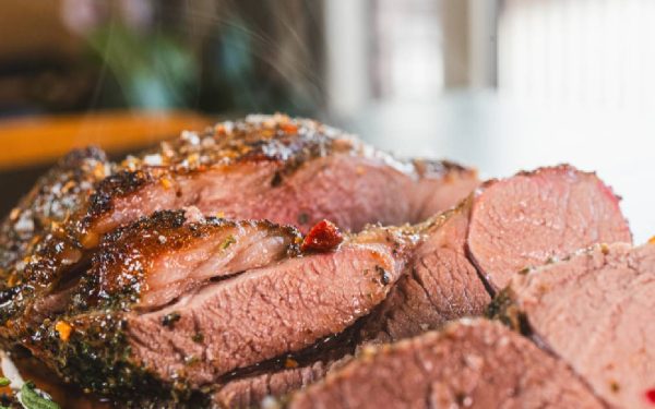 Cât rezistă friptura de miel la frigider: Ghidul bucătarului priceput