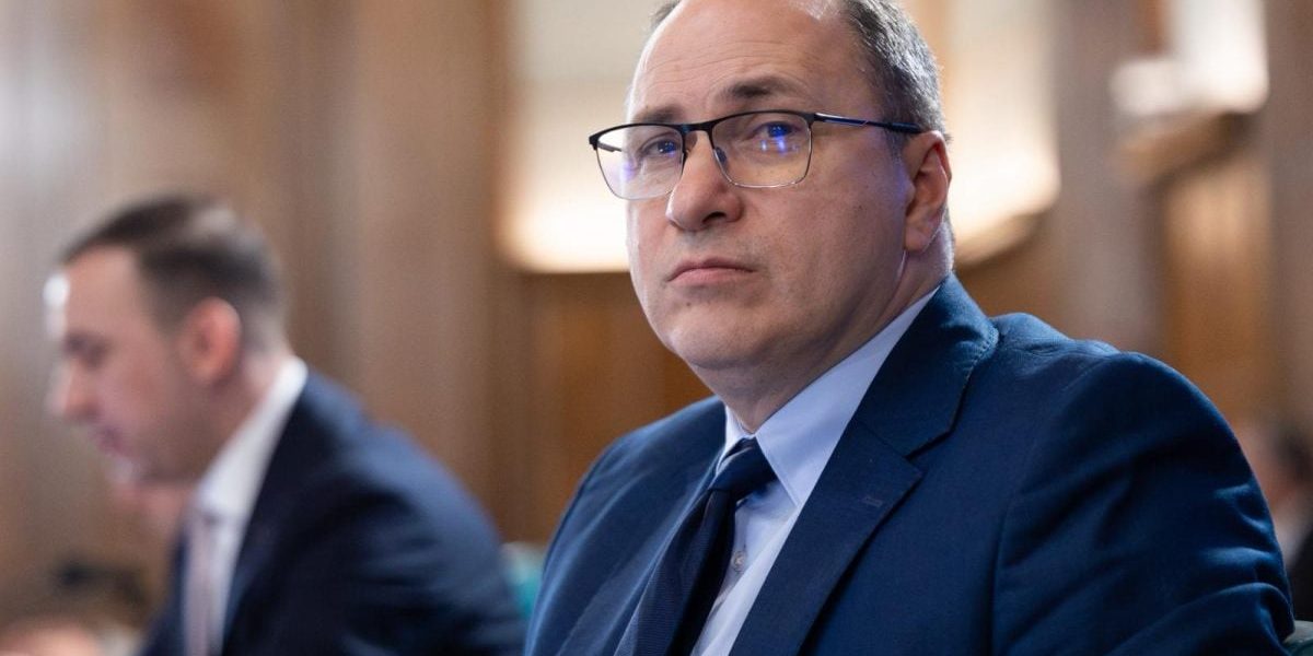 Mihai Dimian, maraton de muncă la Educație: 14 ore pe zi, fără reforme bruște