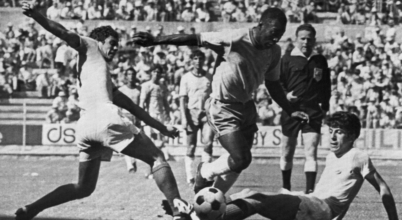 Un obiect de o valoare impresionantă, estimat la 1,8 milioane de euro, a fost donat de regretatul antrenor MIRCEA Lucescu celui mai mare muzeu al fotbalului