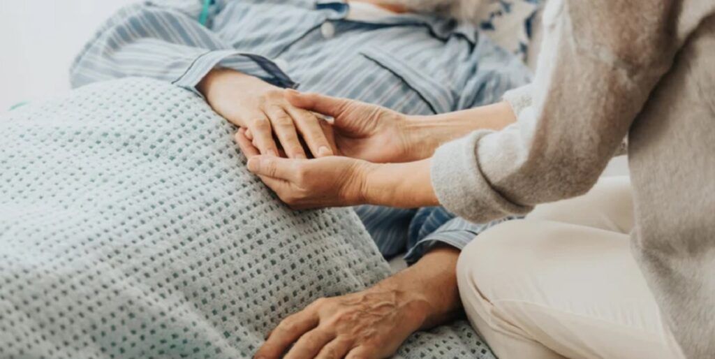 Mâna dezvăluie: Semnul subtil ce prevestește sfârșitul, atenție la detalii!