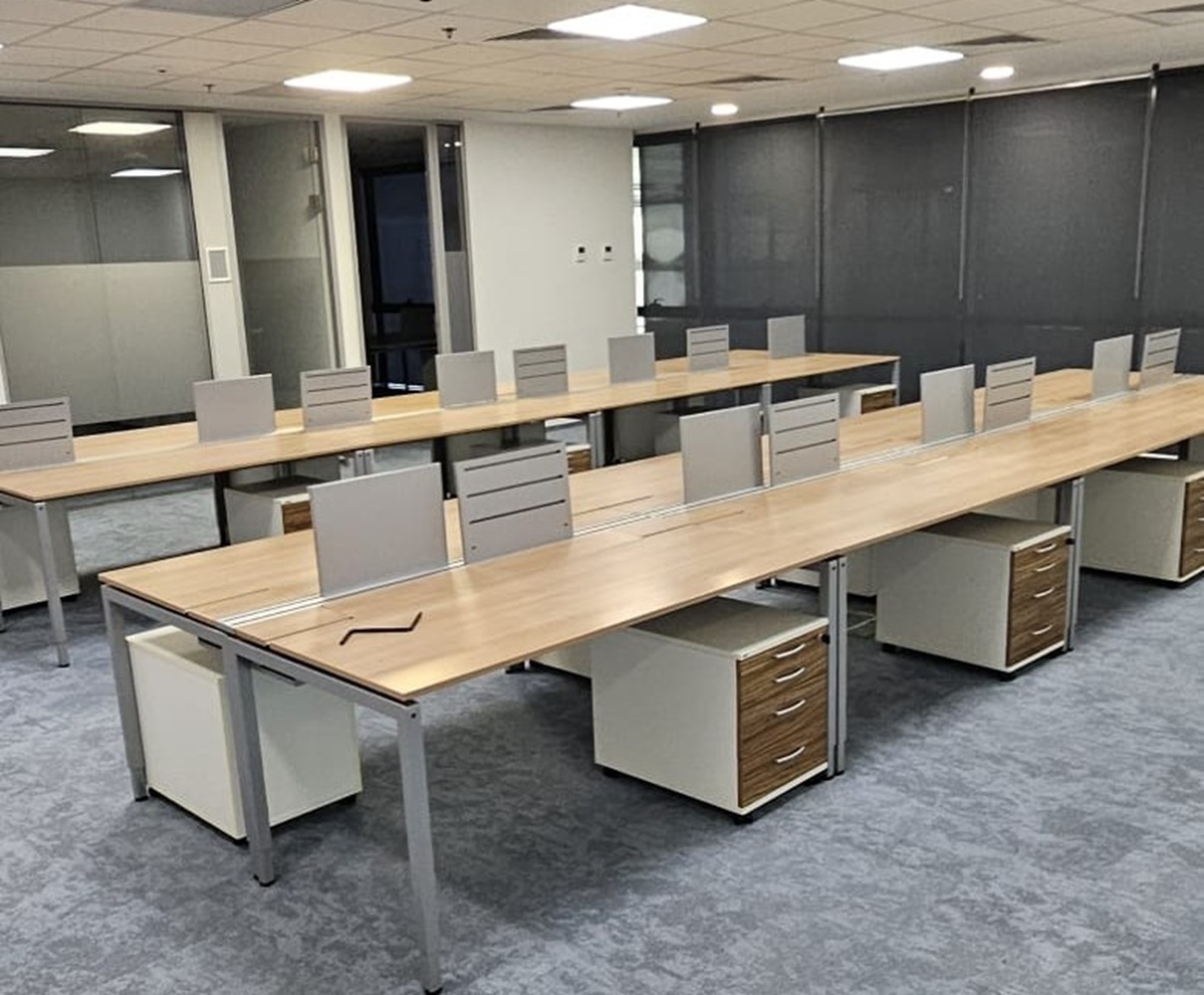 Piata mobilierului de birou din România, estimată la 400 milioane de euro, rămâne una dintre cele mai mici din Europa România continuă să înregistreze una dintre cele mai scăzute valori ale pieței de mobilier pentru birouri din Europa, cu o estimare anuală între 300 și 400 milioane de euro