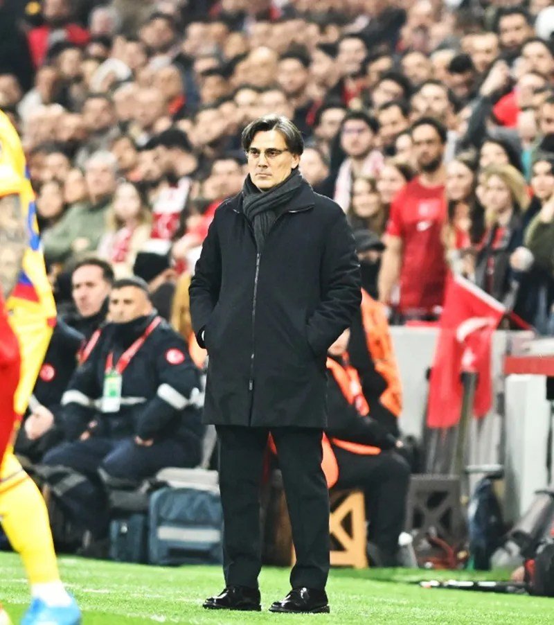 Vincenzo Montella, selecționerul naționalei Turciei, a avut o reacție nervoasă la finalul meciului cu România, după victoria echipei sale cu scorul de 1-0