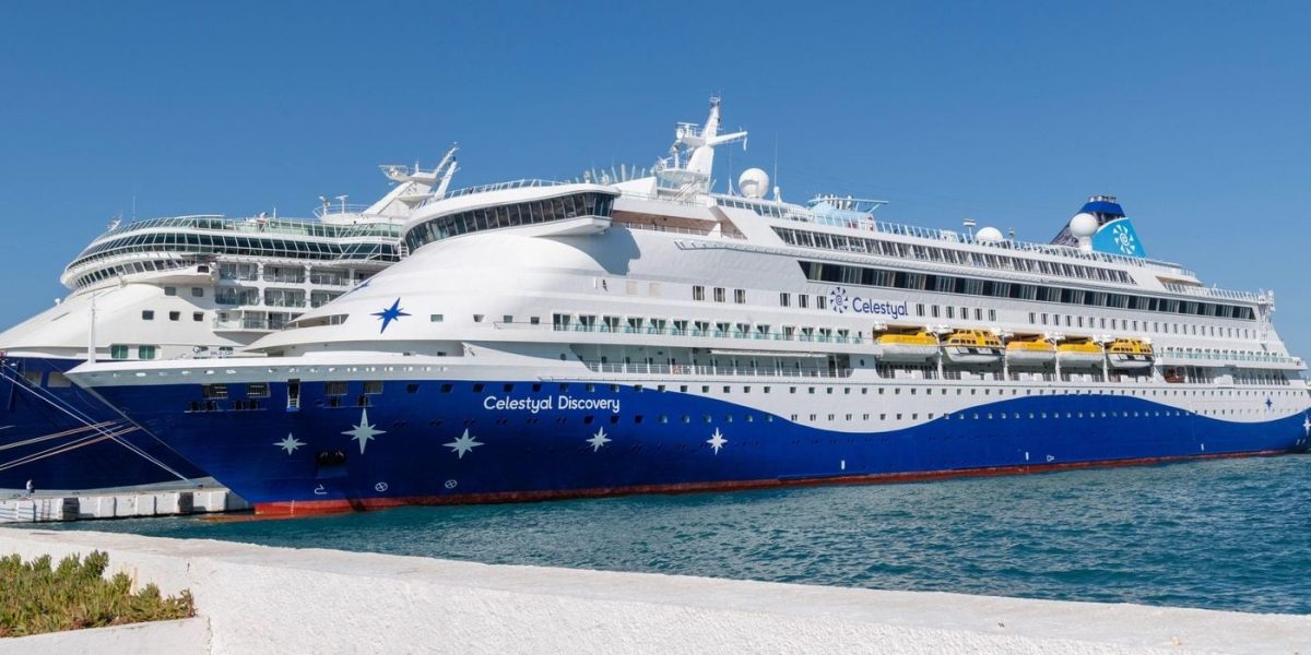 Navă de lux, sfidare în Ormuz: Traficul maritim, la minim istoric