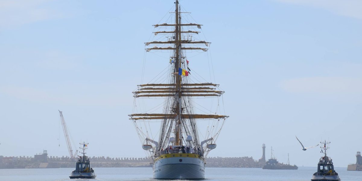 Nava-școală Mircea părăsește Constanța: 5 luni de marș internațional