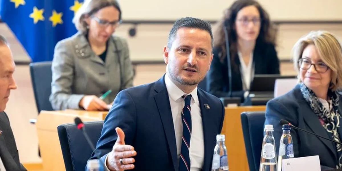 România, la un pas de REVOLUȚIE: Trebuie „ras” tot, e clar