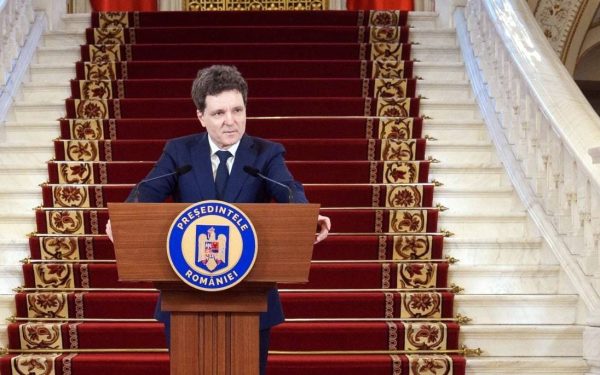 Calm politic la Primărie: Nicușor Dan, reacție DELOC concludentă la criza de la Guvern