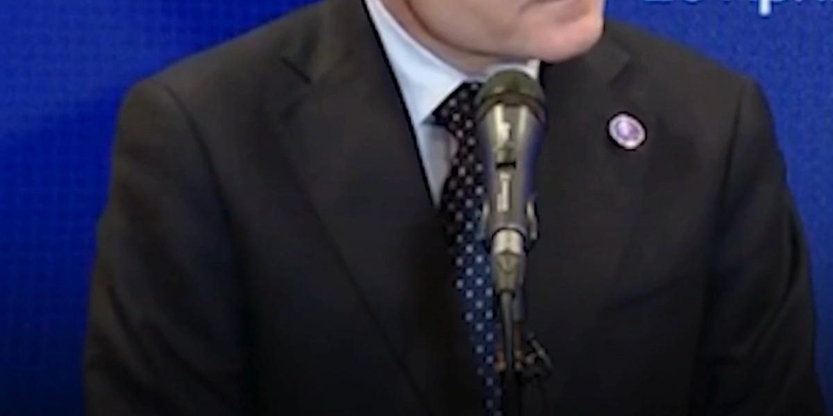 Nicușor Dan: Guvern PSD-AUR? „Extrem de improbabil”, avertizează liderul